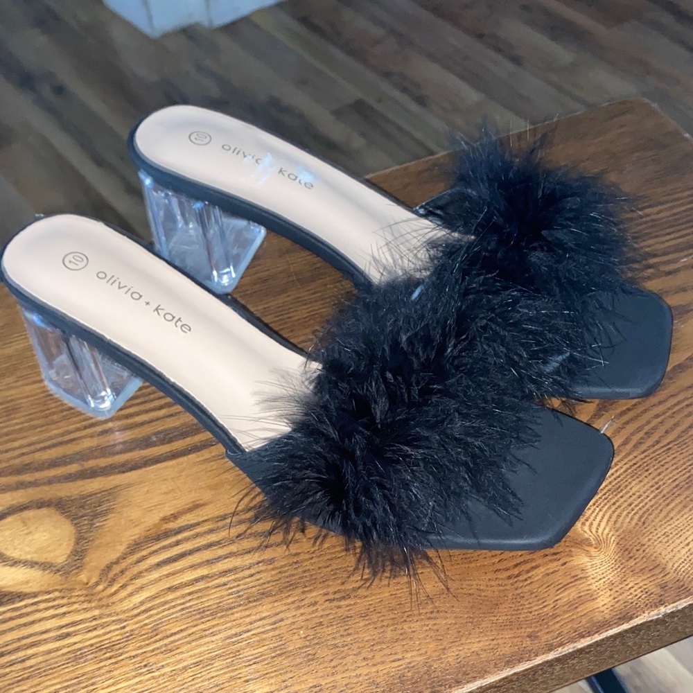 Black Feathered Women's Heels